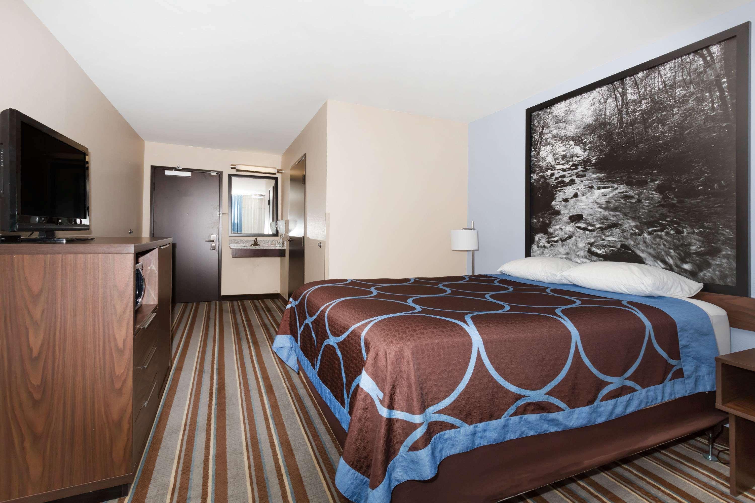 Super 8 By Wyndham Longmont/Twin Peaks Exterior foto