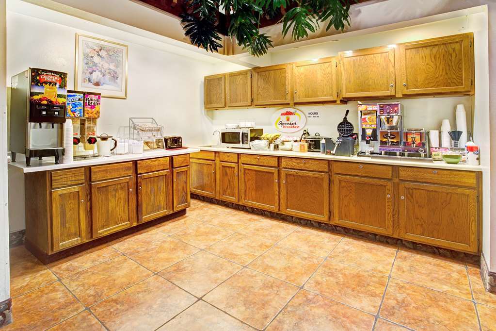 Super 8 By Wyndham Longmont/Twin Peaks Facilidades foto