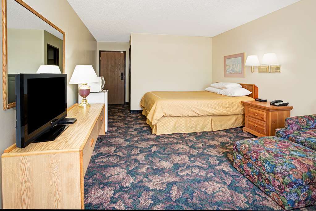 Super 8 By Wyndham Longmont/Twin Peaks Quarto foto